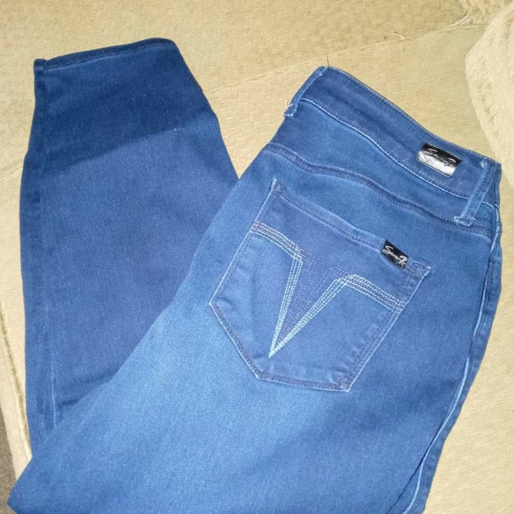 Seven crop jeans